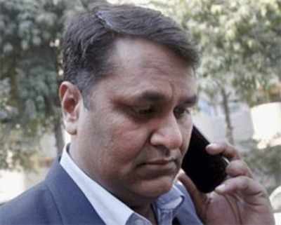 AAP expels rebel MLA Vinod Kumar Binny from party