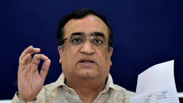 'Arabpati Aadmiyon ki Party': Congress takes jibe at AAP after 7 Rajya Sabha MPs join BJP