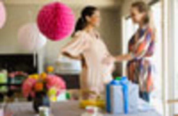 Plan a themed baby shower