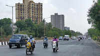Mumbai Lockdown: Traffic movement in Mumbai on rise despite lockdown extension 