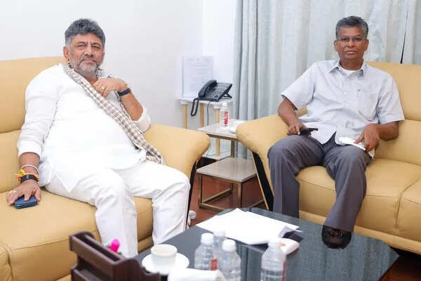 Minority rift: Congress to wait for bypoll verdict before next move