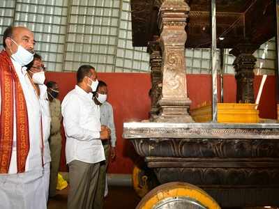 Three lion idols from Vijayawada Durga temple chariot stolen