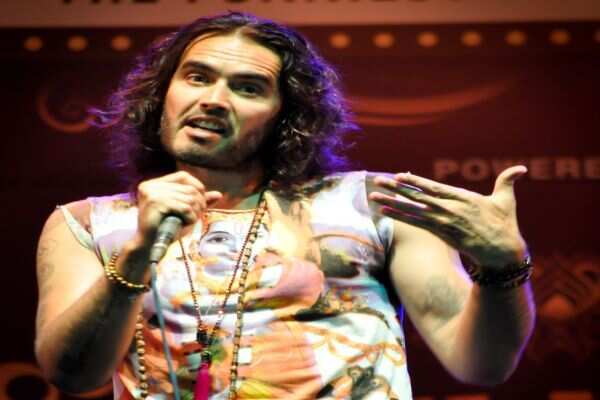 Russell Brand couldn’t make the city LOL