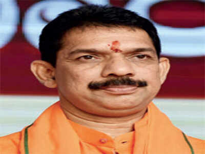 BJP chief Nalin Kumar Kateel tests positive