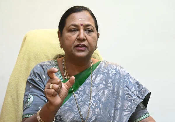 Premallatha seeks live telecast of full assembly session