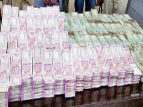 Karnataka election 2018: I-T cash seizures see 500% increase this poll season