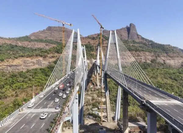 Around 70% vehicular traffic of E-way shifted to connecting link