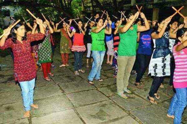 Amdavadis twirl to Rueda de casino, ballroom, Bollywood and traditional garba