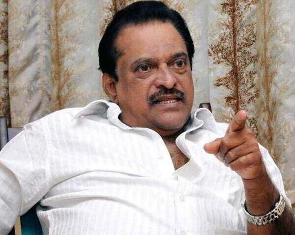 I don't know who named Prithviraj & Nivin as my movies' heroes: Hariharan