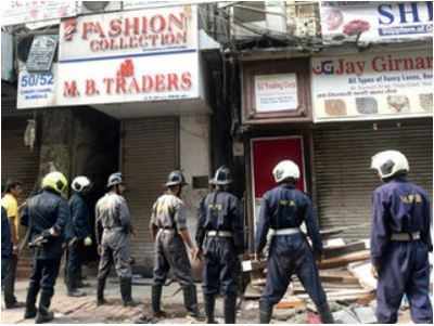 Zaveri Bazar building collapse contractor booked for culpable homicide