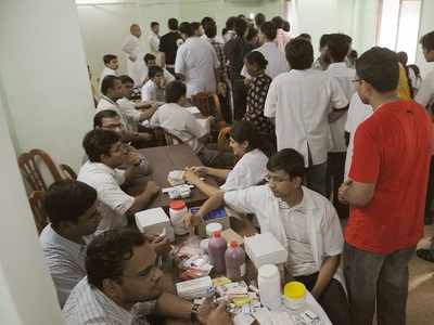 Maharashtra association of resident doctors threaten strike from tomorrow over stipend