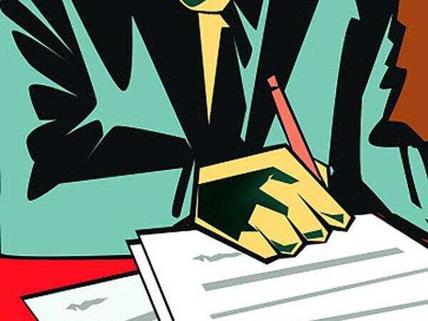 After shortage of bureaucrats, Andhra Pradesh facing lack of 'middle level' officers