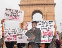 Students raise slogans for Maoist commander Hidma in Delhi; Chhattisgarh Home Minister asks protesters: &ldquo;Come to Bastar, I&rsquo;ll show you reality&rdquo;