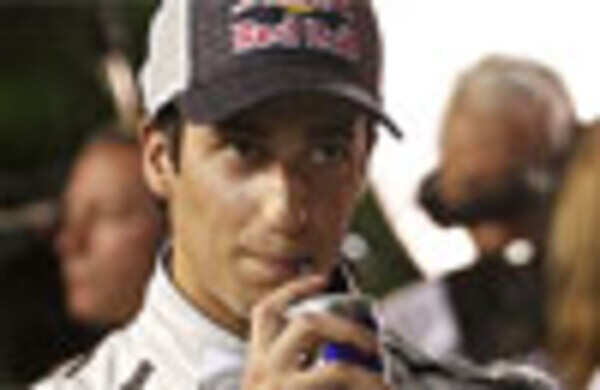 Indians in love with Narain's aggressive style: Ricciardo