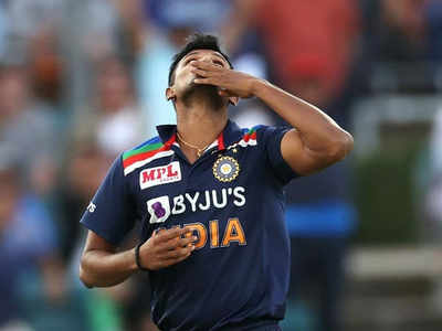 India vs Australia, 1st T20I: Natarajan makes debut, gets cap from Bumrah