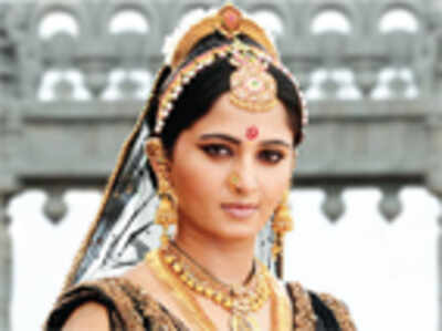 Movie Review: Rudhramadevi