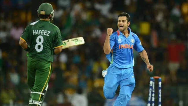 'Seems you were bowled by Virat Kohli': Michael Vaughan trolls Mohammed Hafeez over indirect jibe