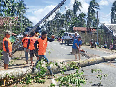 Typhoon leaves 20 dead in Philippines