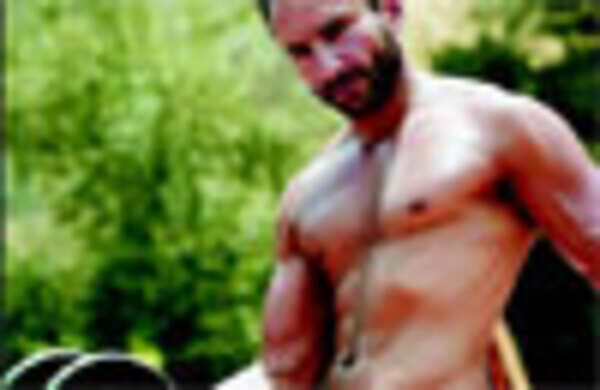 Saif still loves his glass of whiskey