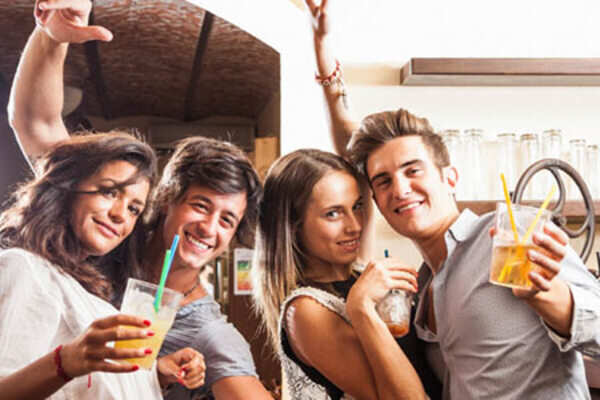 Safety tips for drinking responsibly this party season