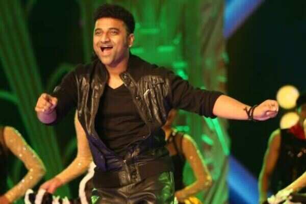 DSP sings for his dad at SIIMA