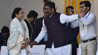 &lsquo;Didi&rsquo; is fighting alone against divisive forces like BJP: Jharkhand CM