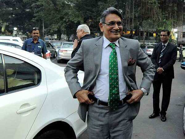 Justice Lodha urges state associations to be transparent