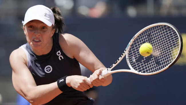 Iga Swiatek says Ukraine war has caused 'chaos' in sport