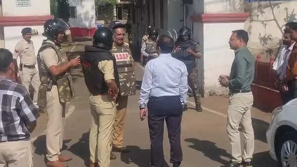 Bomb threat prompts evacuation at Barwani district & sessions court