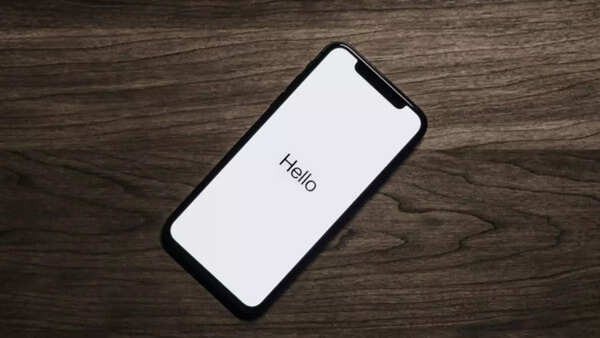 Best Smartphones Under AED 1000: Budget Brilliance