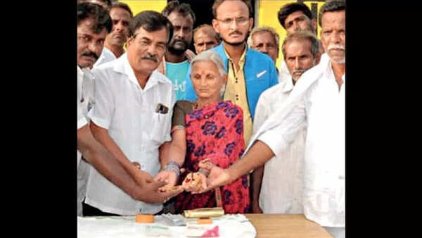 Karnataka farmer sells millet sack containing wife’s jewellery