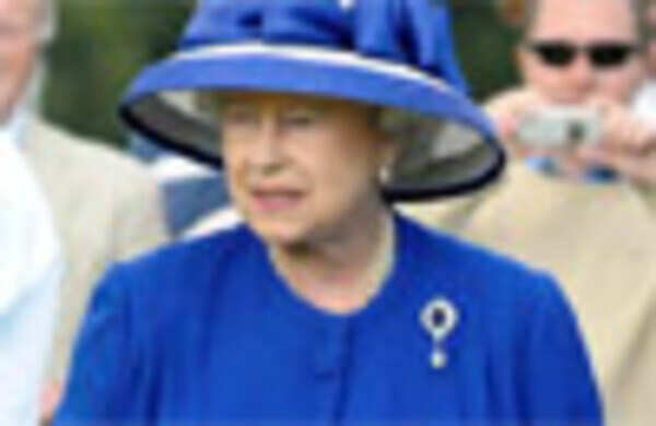 Queen celebrates great granddaughter's christening
