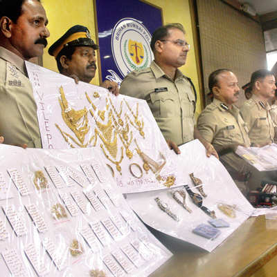 Four arrested for Rs2.4-cr gold heist