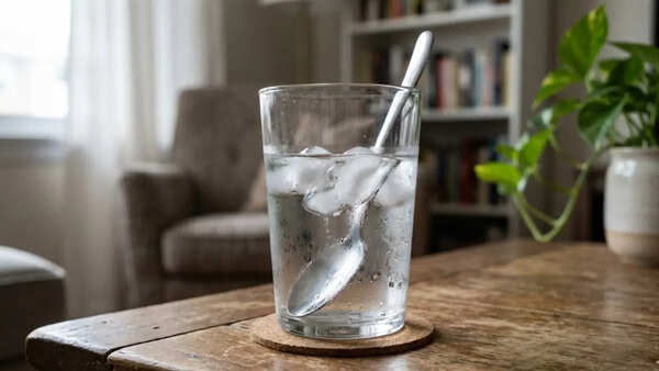 Is your apartment air too dry or damp? Try this simple ice cube test