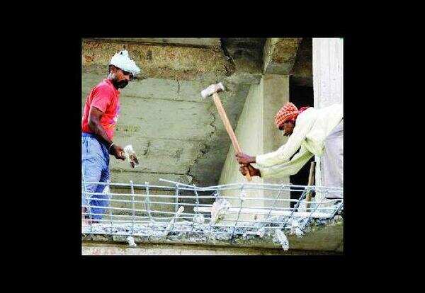 NMMC razes illegally built Seawoods building