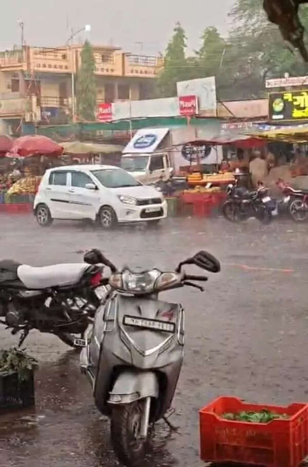 Hailstorm hits parts of Dharashiv & Latur