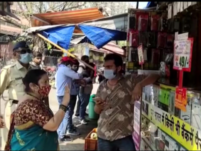 Mumbai: Mayor Kishori Pednekar hits the streets, orders people to wear masks