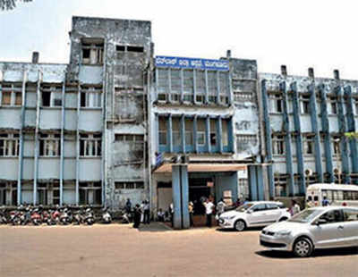 Karnataka: Paramedics at Wenlock hospital are crying foul