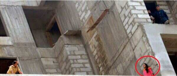 Mumbai woman climbs up 16 storeys to jump; saved