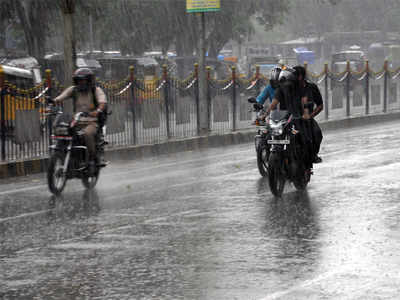 Cyclonic winds delay withdrawal of monsoon