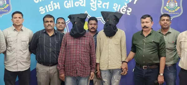 DCB arrests two in 35L loot case