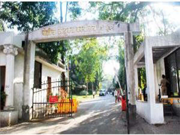 Navi Mumbai police chief gets notice for not paying electricity bill