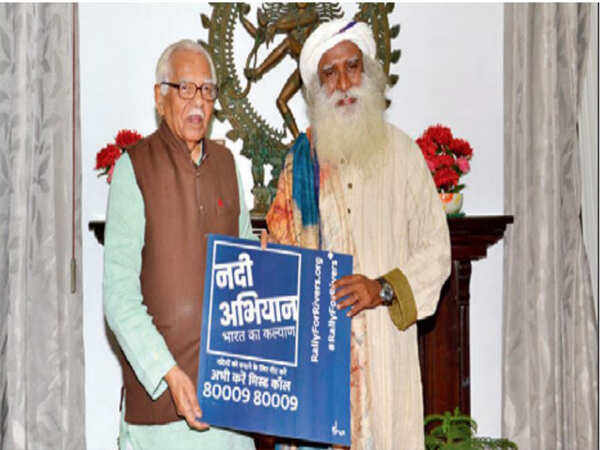 Sadhguru drives in, seeks support for rivers