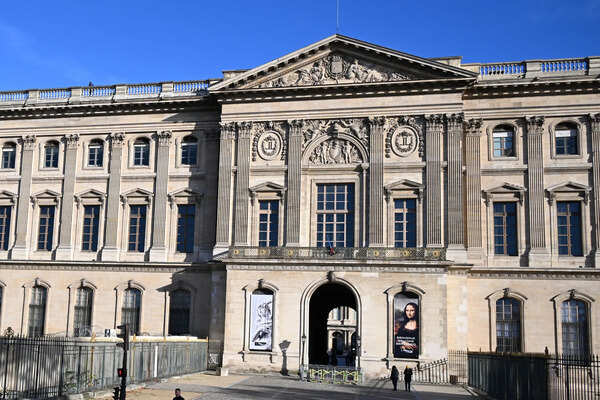 Paris: Louvre Museum says shutting for the day due to strike