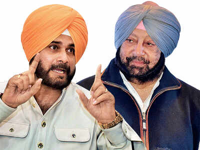 After Cong rap, Sidhu calls Amarinder a father figure