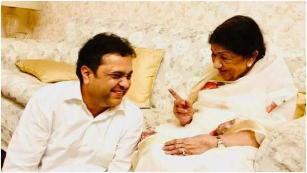 <b>Lata Mangeshkar wished to record Ram shloka during her final days: ‘Always kept a small mic in her room,’ says Maryuresh Pai</b>