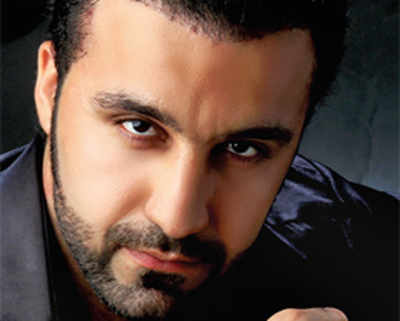 Afghani actor gets death threats from Taliban