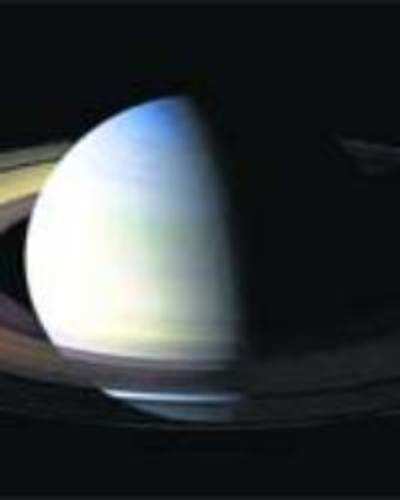 The storm in Saturn