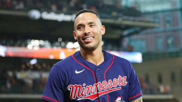 Carlos Correa injury disaster sparks huge Houston Astros concern as emergency surgery could end 2026 MLB season immediately