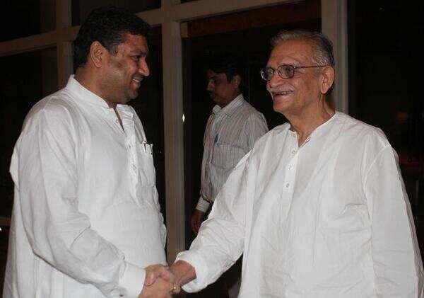 Gaurav Pandey makes Gulzar nostalgic at a party in Kolkata